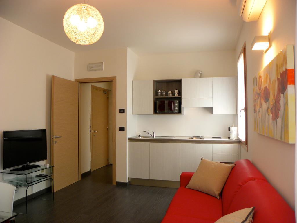 Venice Apartments Dante Mestre Buitenkant foto