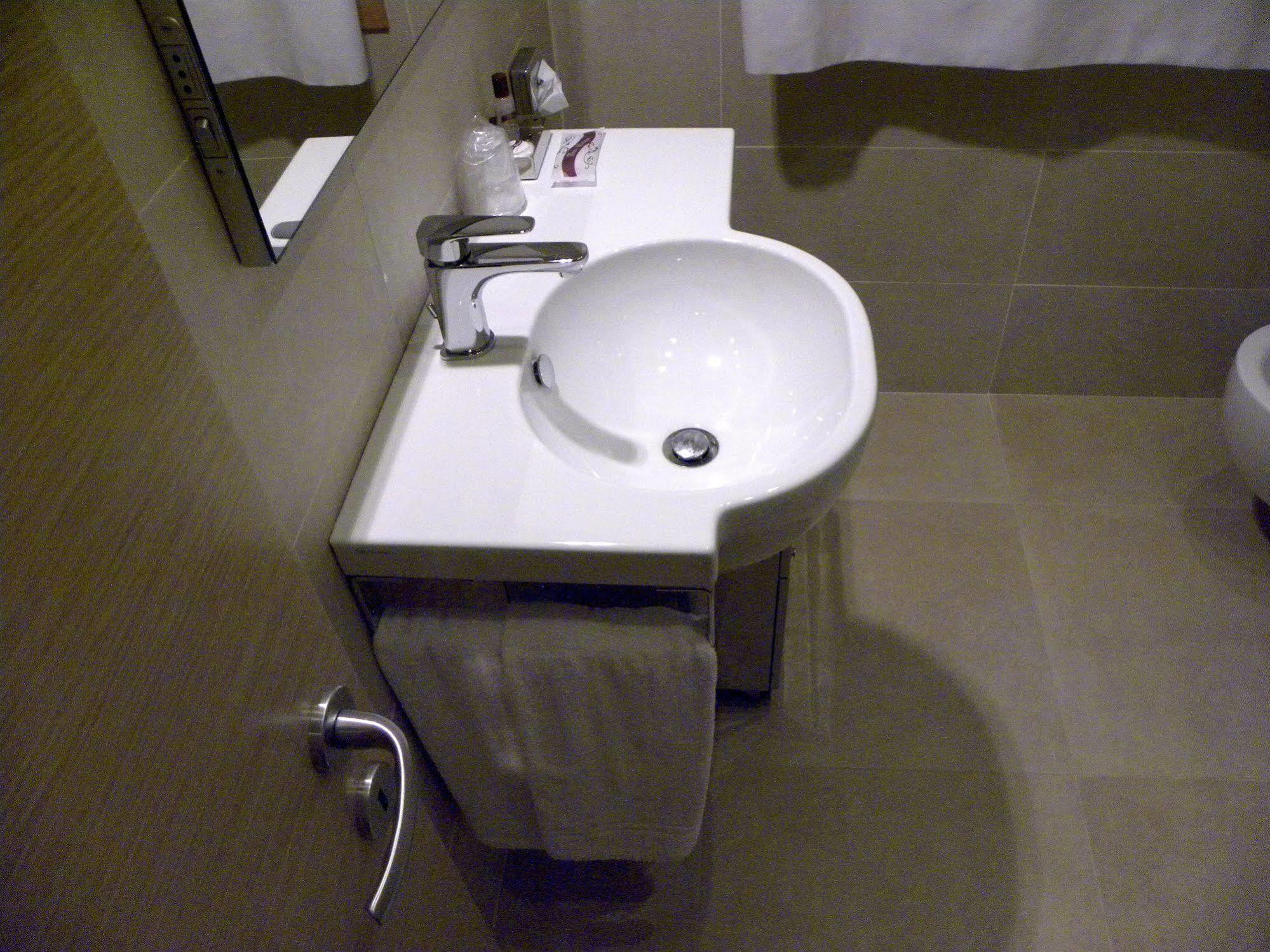 Venice Apartments Dante Mestre Buitenkant foto