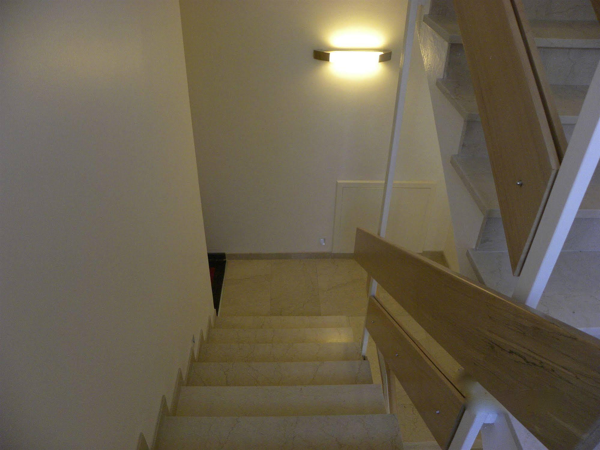 Venice Apartments Dante Mestre Buitenkant foto